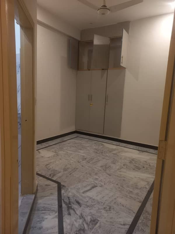 2 Bedroom Brand New Flat Available Family Only Yousef Colony 0