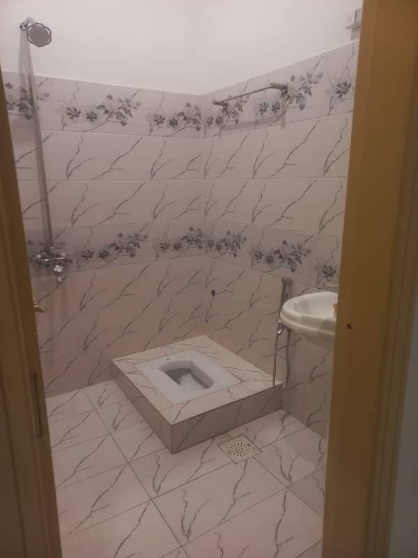 2 Bedroom Brand New Flat Available Family Only Yousef Colony 6