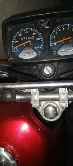 Honda 125cc _ 2019 model total genuine low milage