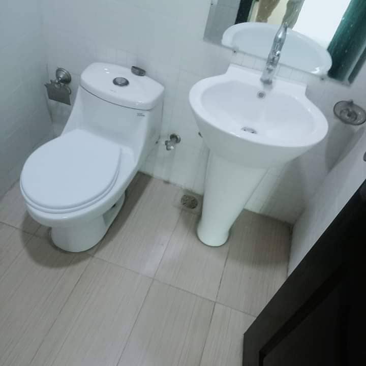 3 Bed Room apartment available for Rent in Askari 11 sec-B Lahore 14