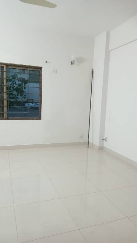 3 Bed Room apartment available for Rent in Askari 11 sec-B Lahore 19