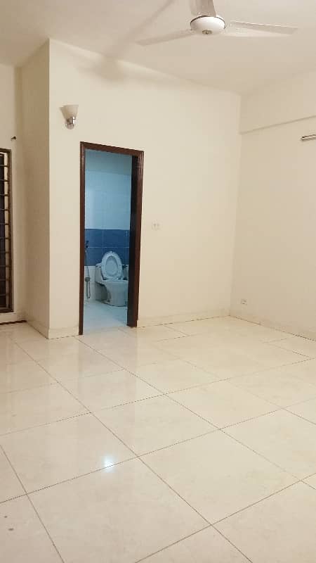 3 Bed Room apartment available for Rent in Askari 11 sec-B Lahore 24