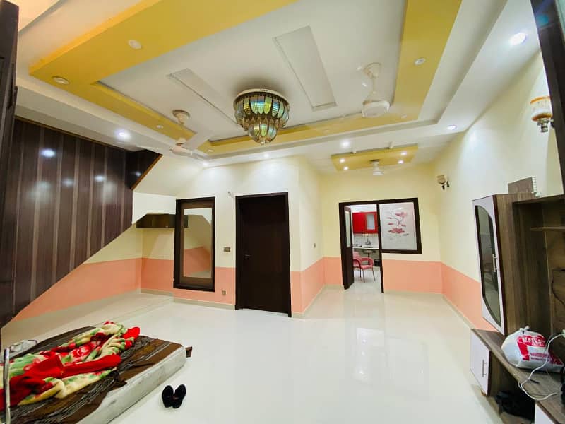 House For Sale In Johar Town Block R-1 0