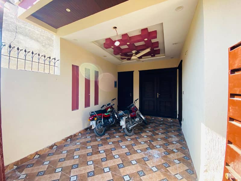 House For Sale In Johar Town Block R-1 7