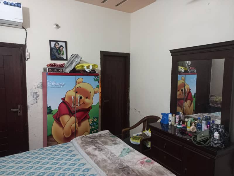 Lower Portion For Rent In Johar Town Block Q 0