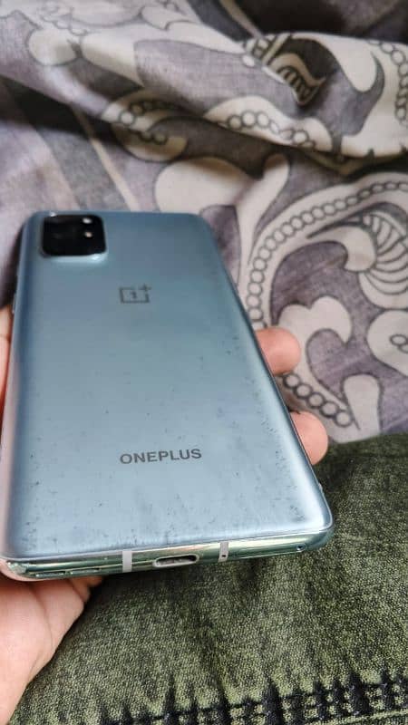 ONEPLUS 8T 12+4/256.      EXCHANGE POSSIBLE 6