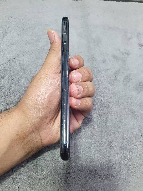 iphone 11 pro max 64gb Non pta 11 12 13 14 15 16 1
