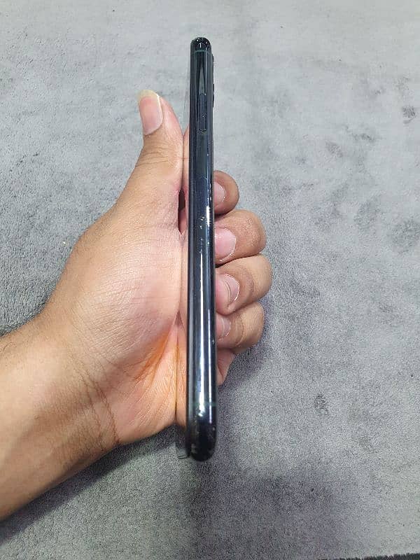 iphone 11 pro max 64gb Non pta 11 12 13 14 15 16 3
