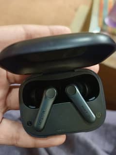 Earfun air pro 4 in lush condition