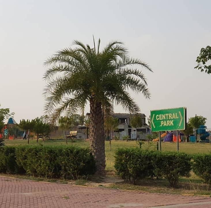 05 marla plot available for sale in block B 8