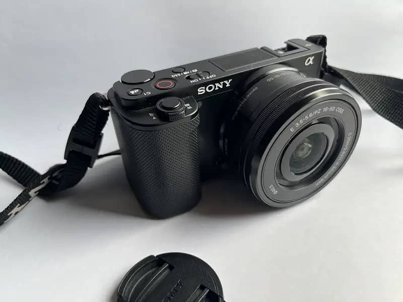 Sony ZV-E10 Mirrorless | Kit Lens | Box + Charger + Free Bag 4