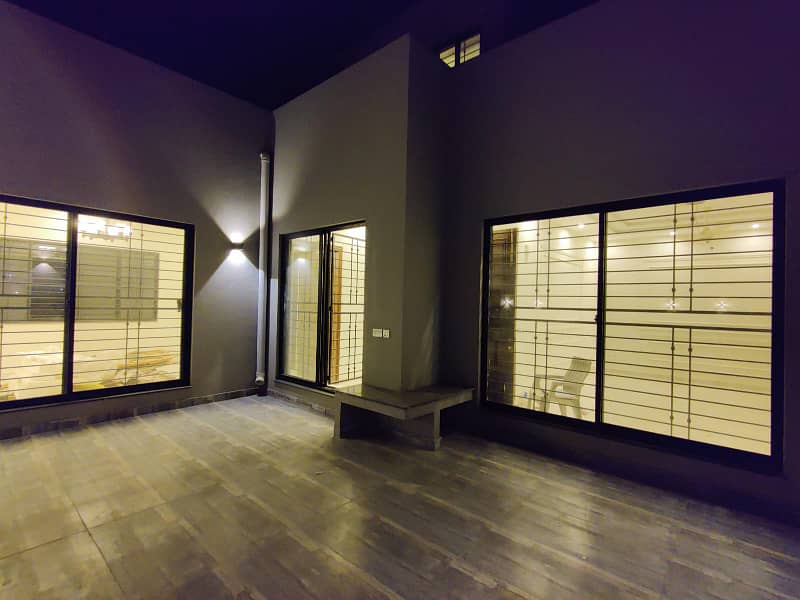 Separate Gate Corner House - 1 Kanal Luxurious Upper Portion On Top Location For Rent in DHA Phase 6 Lahore 20