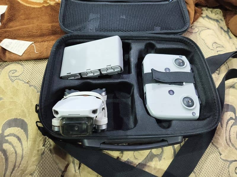 DJI Mini 2 Drone with 4K Camera – Used, Excellent Condition 4