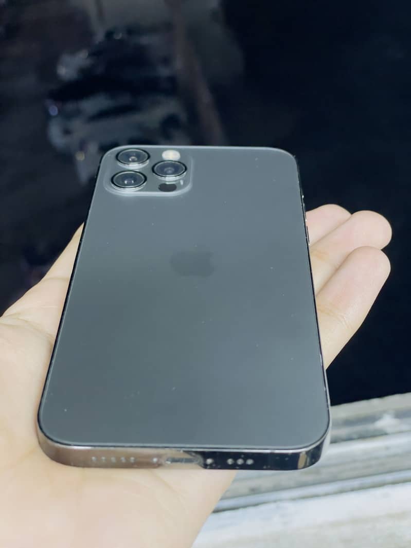 iPhone 12 pro 256gb factory unlock Non PTA 6