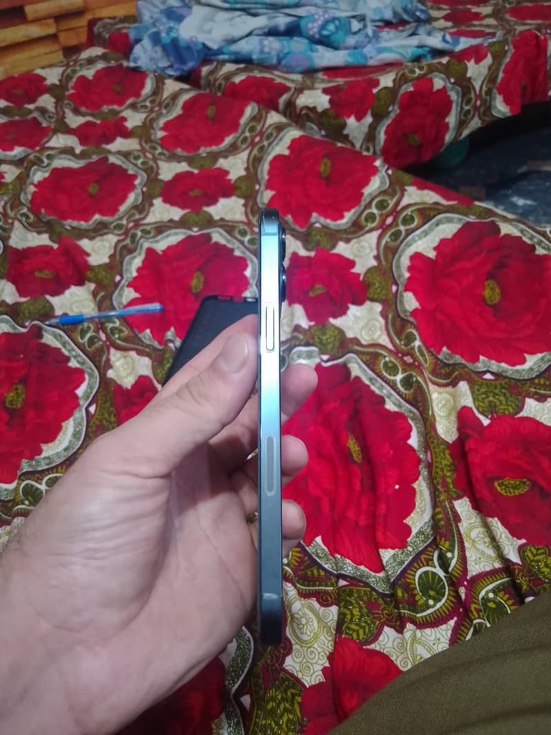 Iphone 12 pro max 256 gb non pta helath 77 1