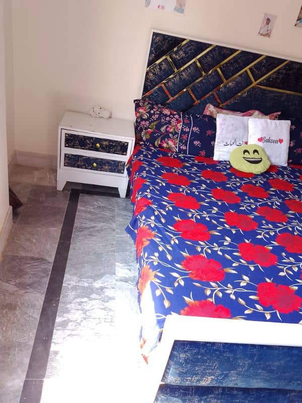 2 bed set available 1