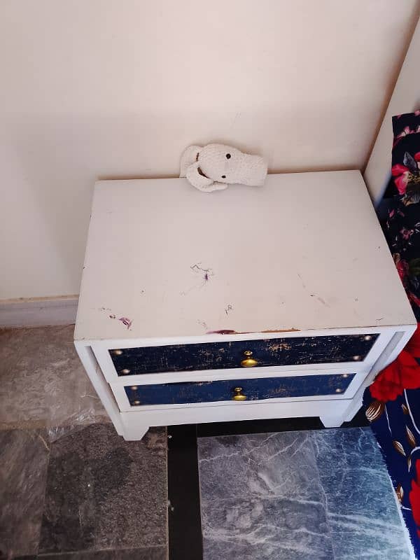 2 bed set available 4