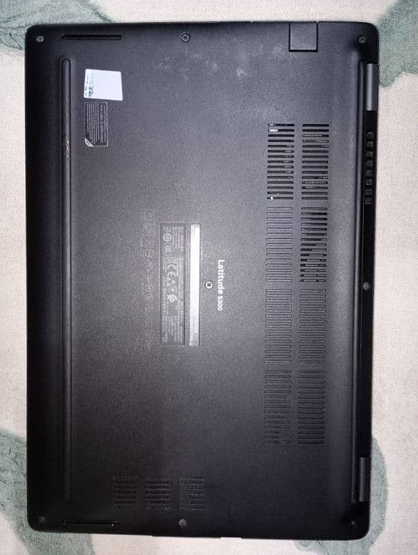 Dell Latitude 5300 (i5 8th Generation) 1