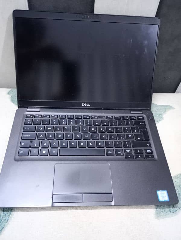 Dell Latitude 5300 (i5 8th Generation) 6