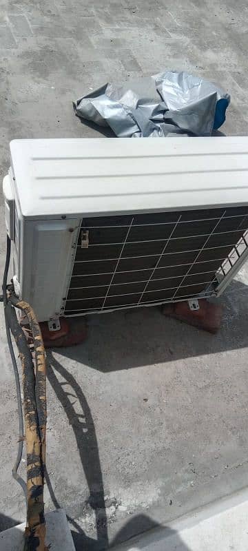 Gree Ac 1.5 Ton Inverter For Sale 2
