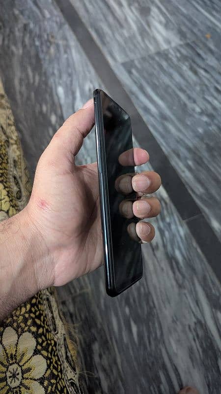 OnePlus 6 8/128 (no exchange) 5