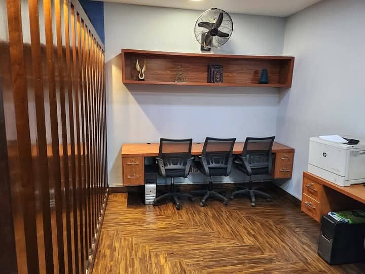 4 MARLA OFFICE AVAILABLE FOR RENT IN DHA PHASE-1 7