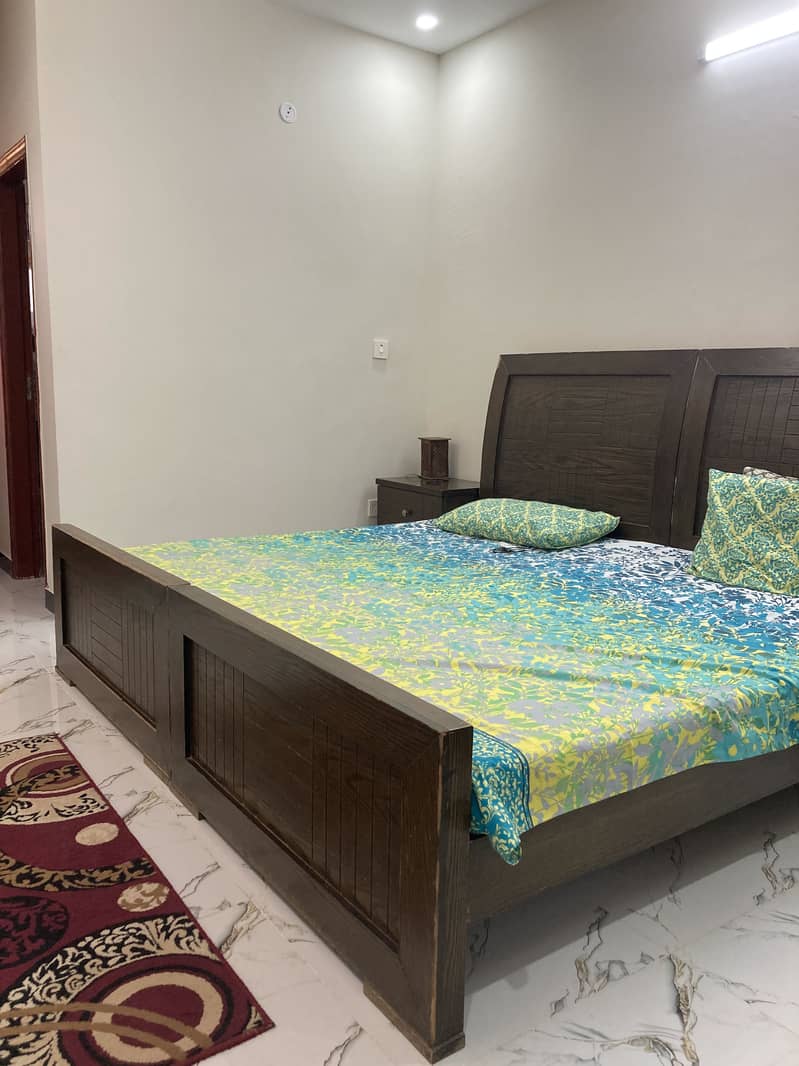 2 bed set. 2 single beds. luxury bed. wooden bed. Bed for sale. 1