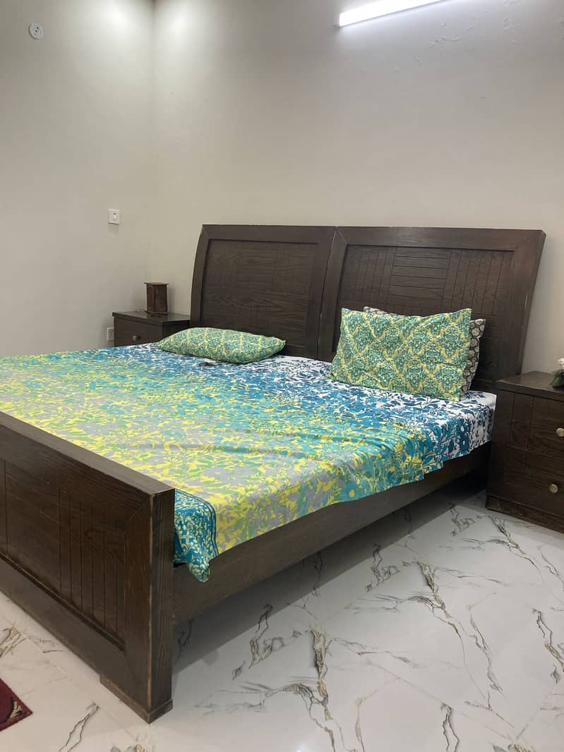 2 bed set. 2 single beds. luxury bed. wooden bed. Bed for sale. 2