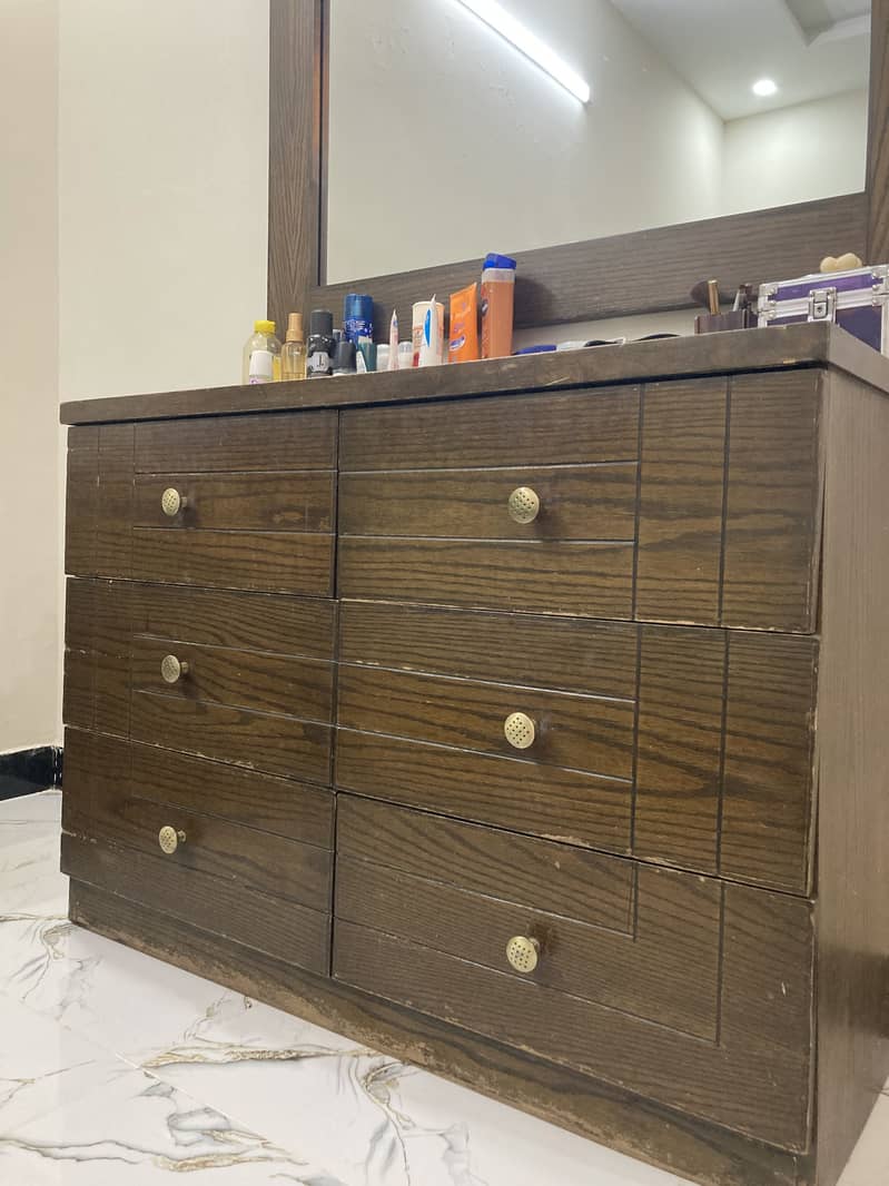 2 bed set. 2 single beds. luxury bed. wooden bed. Bed for sale. 6