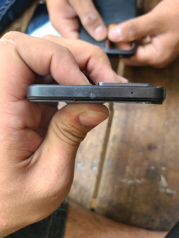 oppo f 21 pro 4G 3