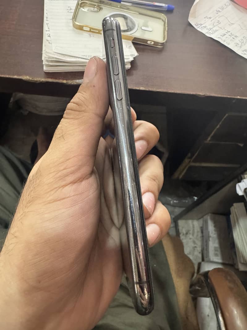Iphone x 64gb original panel with box pta approved 2