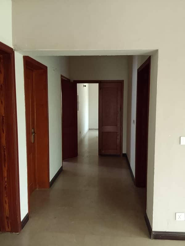 1 Kanal Upper Portion for Rent in DHA Phase 4 Private Entry | 3 Bed Luxury Living 1