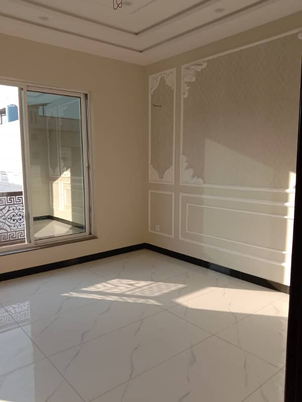 6 Marla Corner House Is Available For Sale In New Shalimar Colony Bosan Road Multan 1