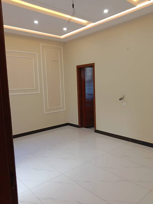 6 Marla Corner House Is Available For Sale In New Shalimar Colony Bosan Road Multan 8
