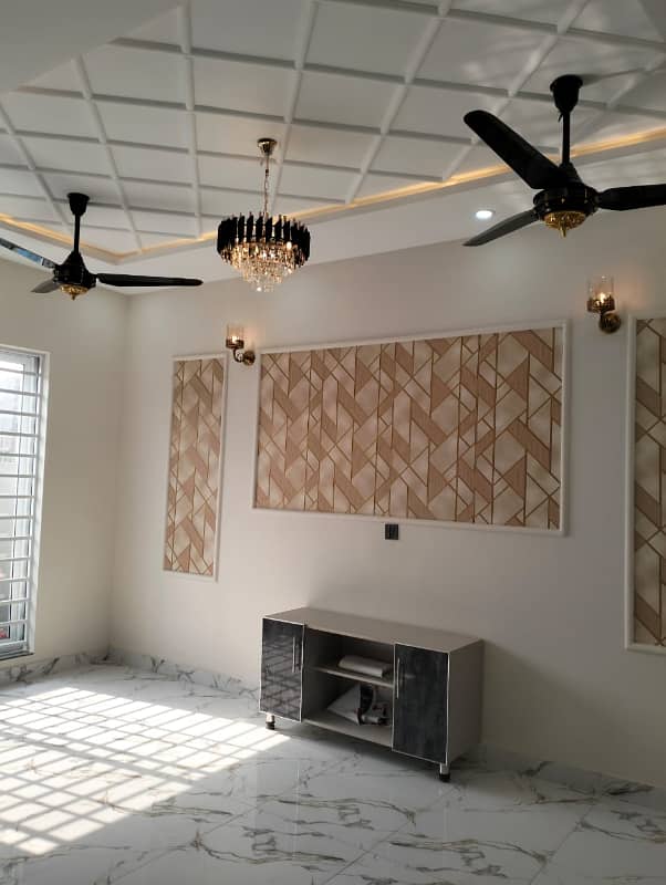 3 Marla Modern Design Villa is Available for Sale in Ali Block Kabir Town Phase 2 2