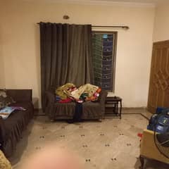 8 marla lower portion for rent in military account society main college road lhr