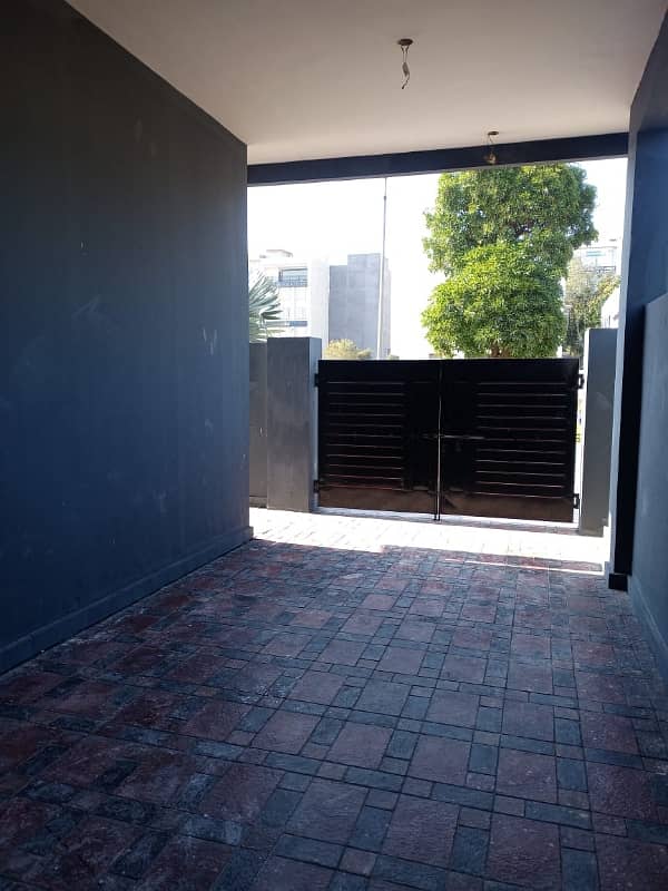 1 Kanal Upper Portion for Rent In DHA Phase 6 Near DHA RAYA 9