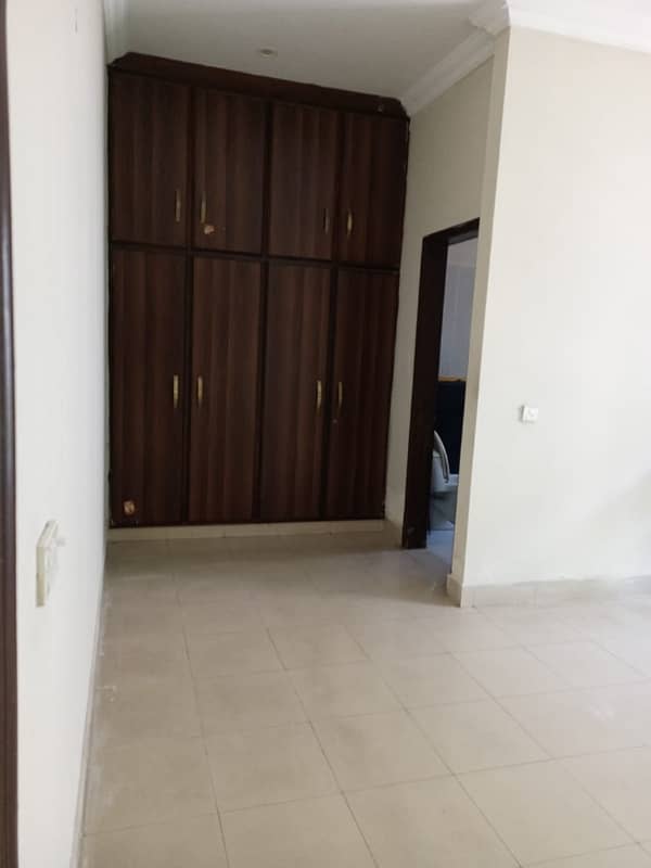 1 Kanal Upper Portion for Rent In DHA Phase 6 Near DHA RAYA 11