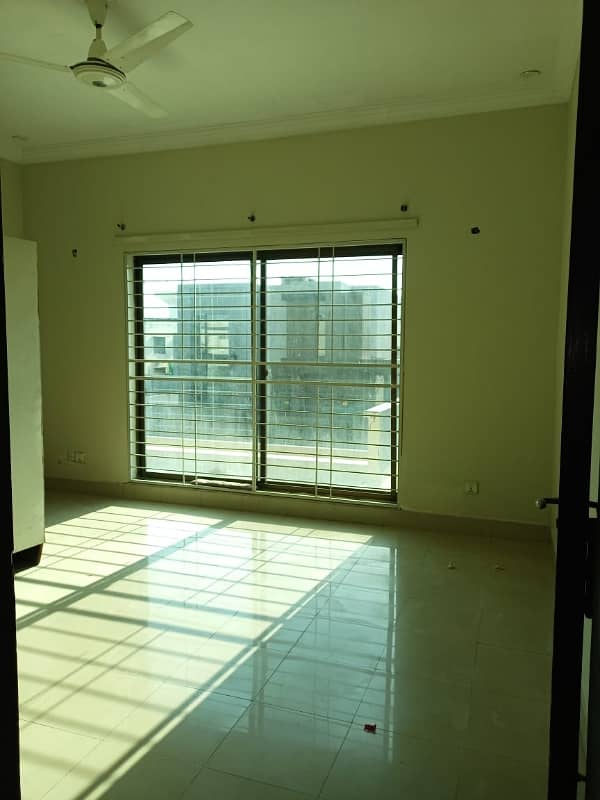 1 Kanal Upper Portion for Rent In DHA Phase 6 Near DHA RAYA 18