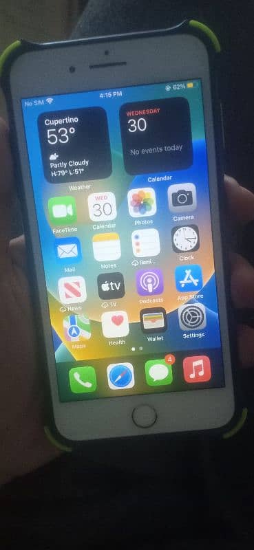 i phone 8 plus with charger lush condition pta approved 0