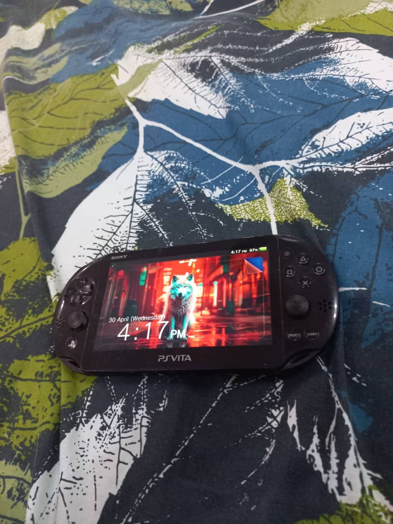 Ps vita in mint condition 4