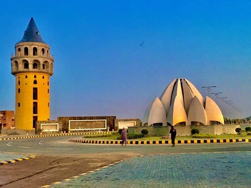14 Marla Plot in Main 180' Road Al Rehman Garden Main Bullaward . 1