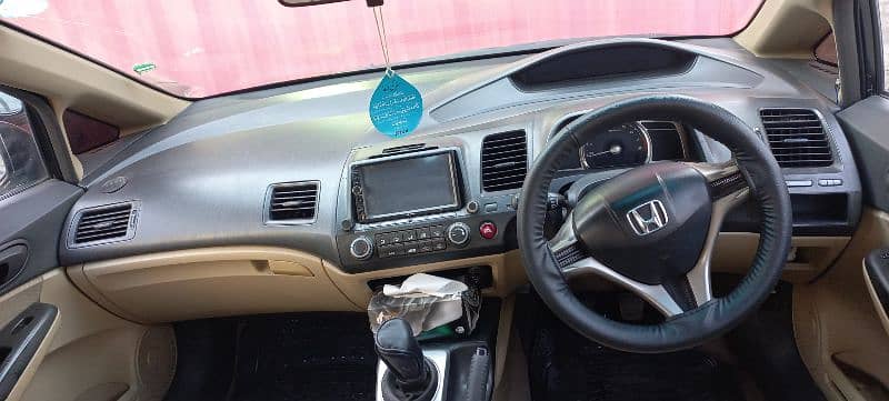 Honda Civic Rebon 1.8 (LHR Number) 4