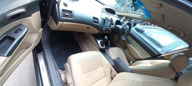 Honda Civic Rebon 1.8 (LHR Number) 8
