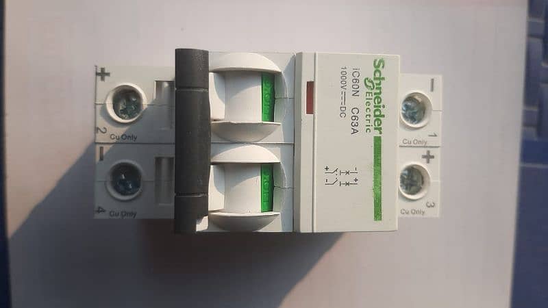 DC Breakers Schneider 63amp 1