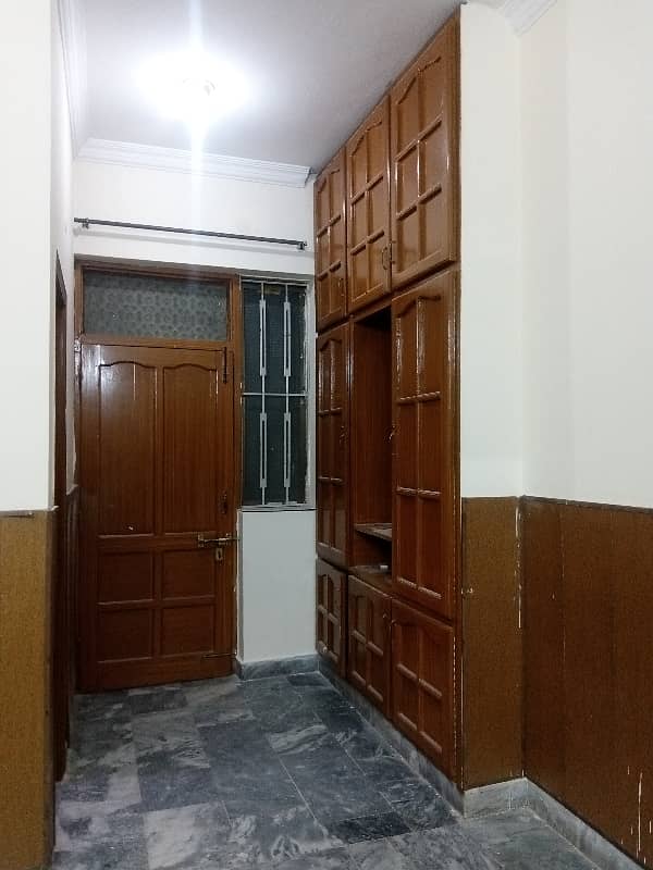 3 Bedroom Upper Portion In Pwd Block-D Near London baker's, KFC 4