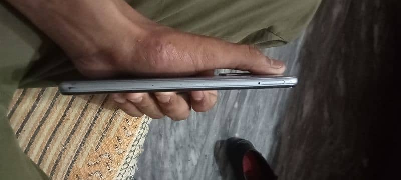 exchange posible with box orignal mobile he total 4