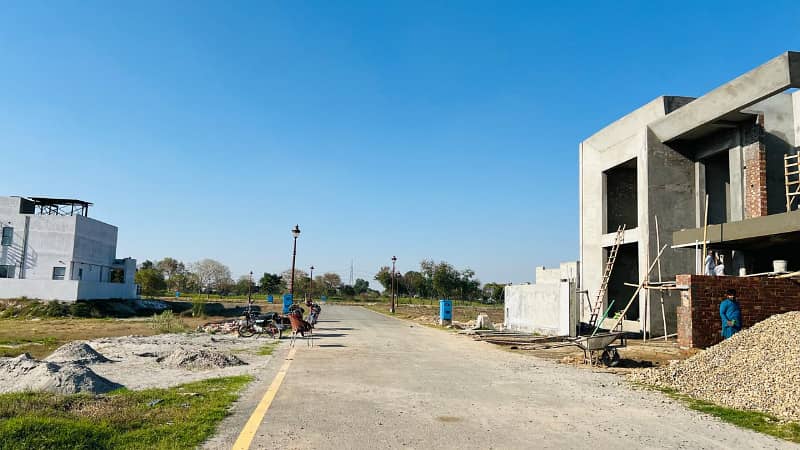 1 Kanal Corner Plot Available For Sale In Lake City Sector Golf Estate 2 6