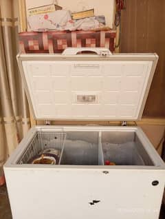Deep Freezer one door for sale in Good Condition