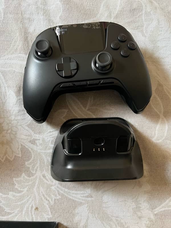 Manba One V2 Gaming Controller box pack 0